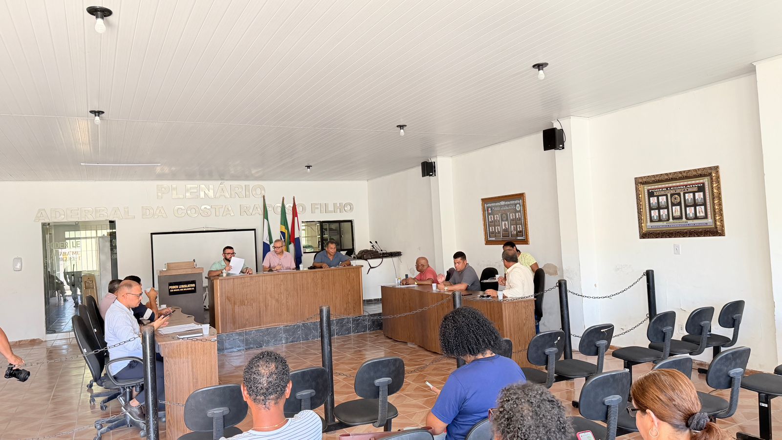 17ª Sessão Ordinária com foco em denominações públicas e orçamento impositivo